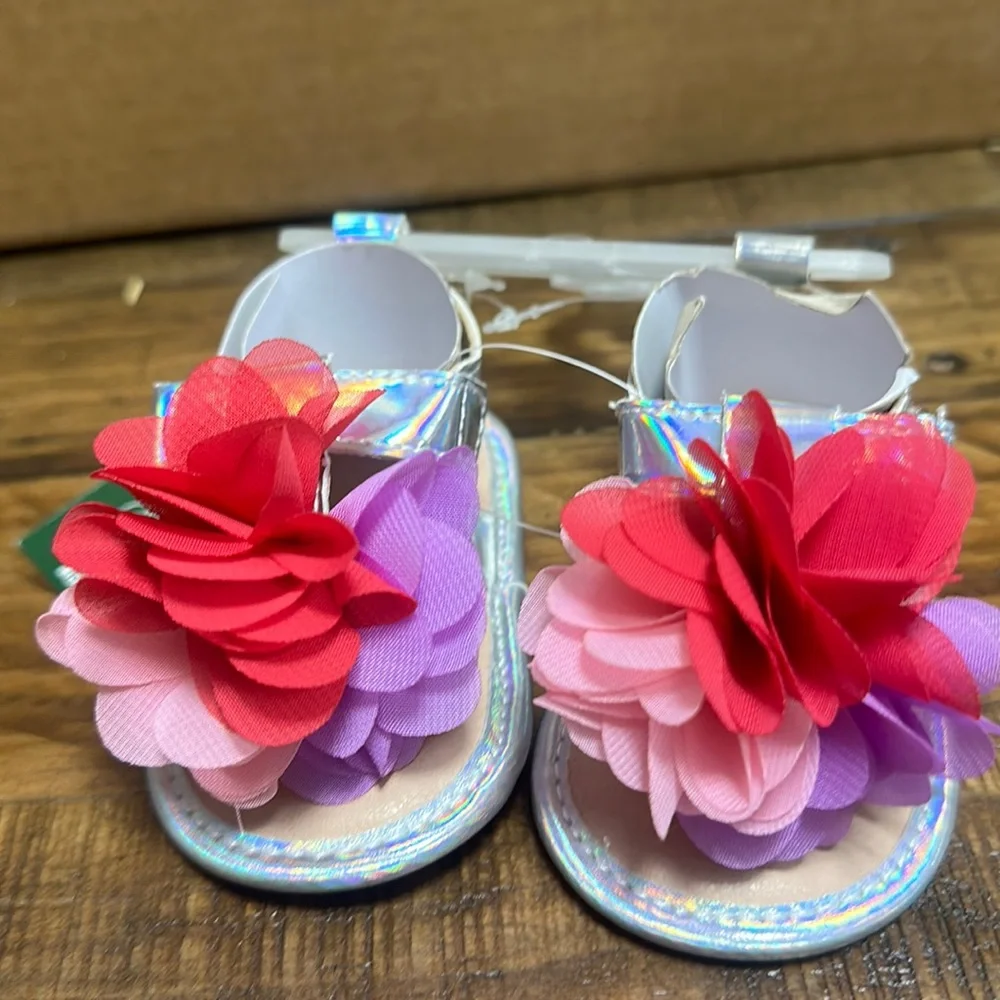 LAURA ASHLEY BABY FLOWER SANDALS: SILVER/PINK/PURPLE: NEW WITH TAGS:SZ 2